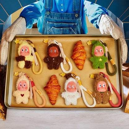 POP MART Twinkle Twinkle Savor the Monment Series-Fresh-Baked Mini Cookies Plush Pendant Blind Box 1/6PCS Collectable Figure